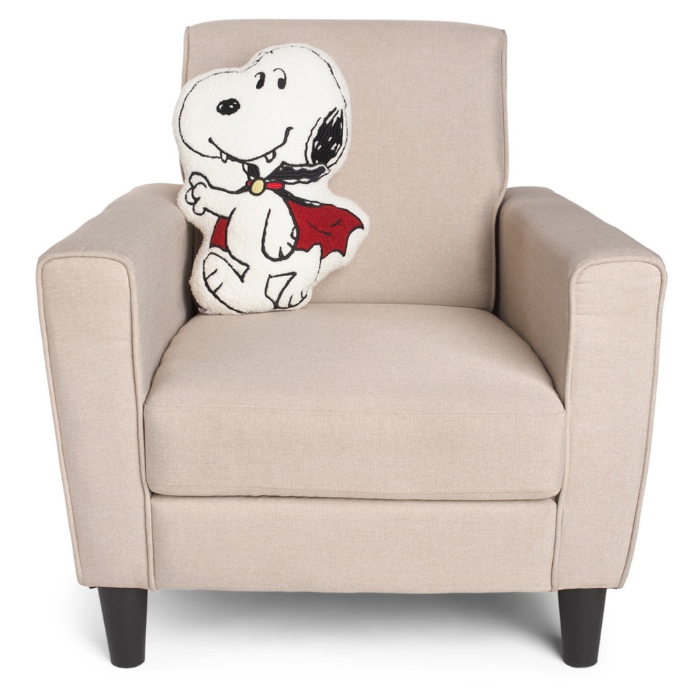 PEANUTS 14x17 Halloween Vampire Snoopy In Cape Pillow